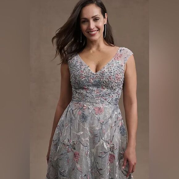 Mac Duggal 20263 - Embroidered Illusion Bodice Mother of the Bride Dress/size 14 - Picture 4 of 10